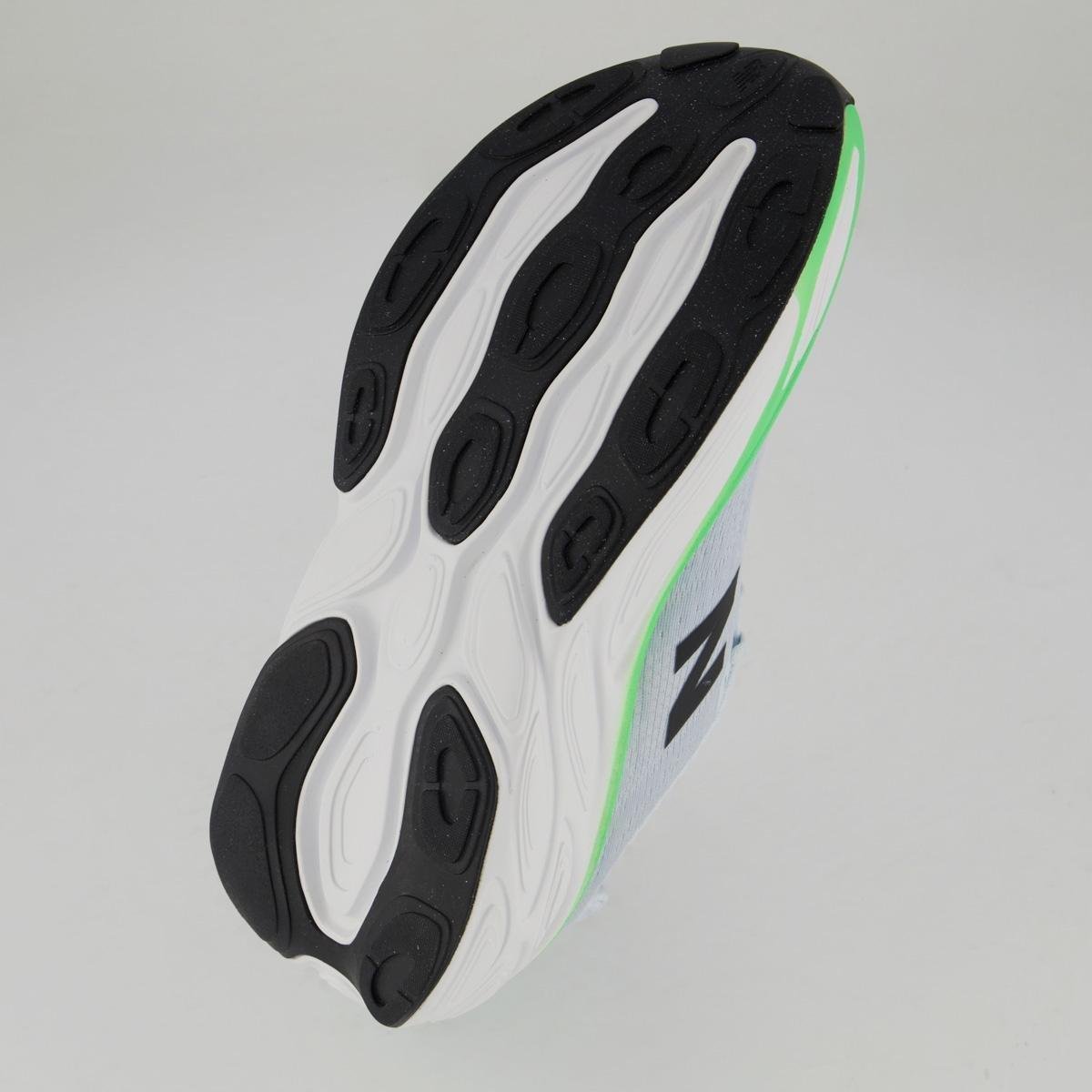Tênis New Balance Fresh Foam X More V5 - Cinza Claro + Verde